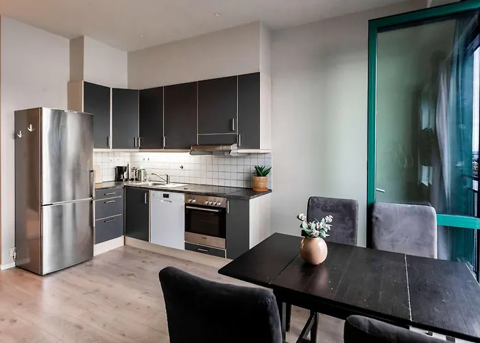 Apartment Beautiful Harbour With French Balcony